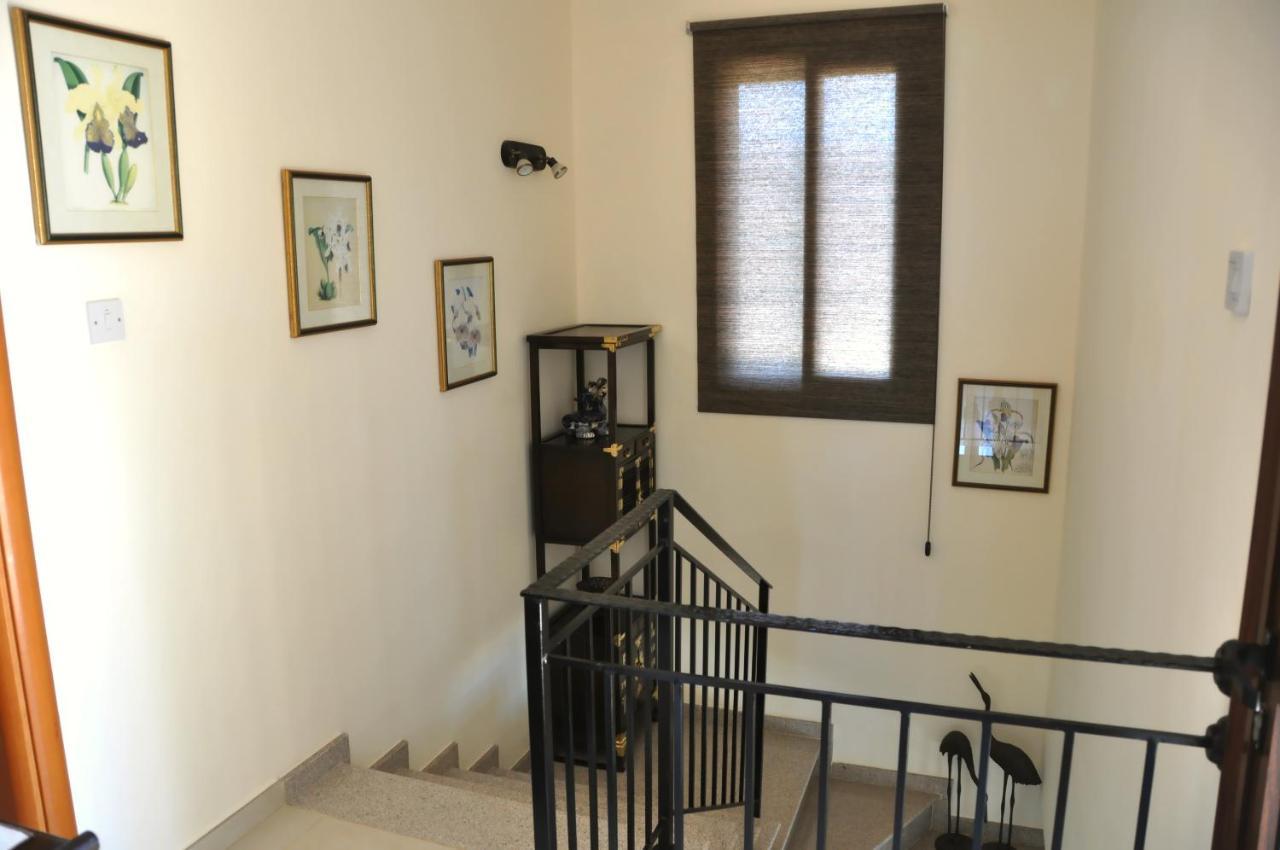 Villa Zefyros เนโอโชริโอ ภายนอก รูปภาพ