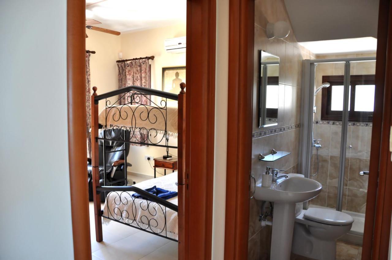 Villa Zefyros เนโอโชริโอ ภายนอก รูปภาพ
