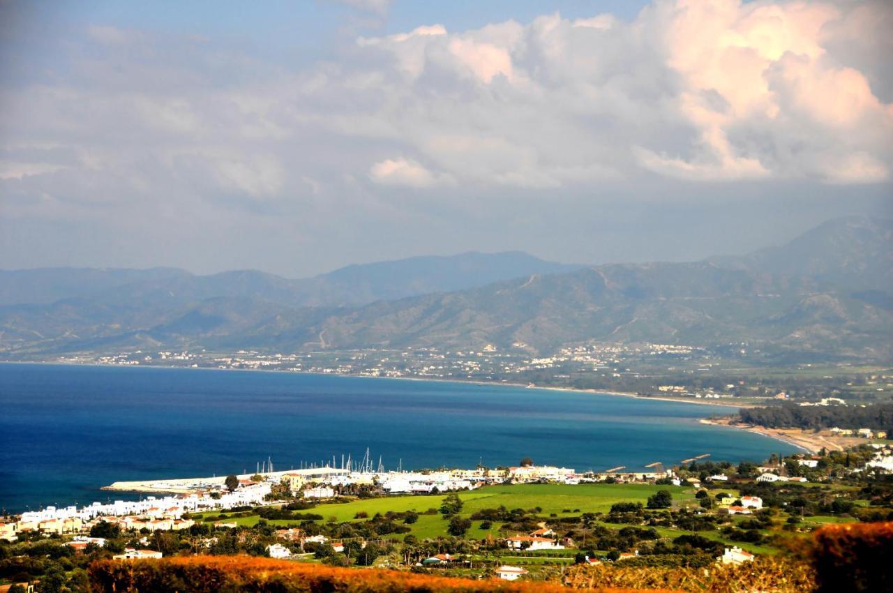 Villa Zefyros เนโอโชริโอ ภายนอก รูปภาพ
